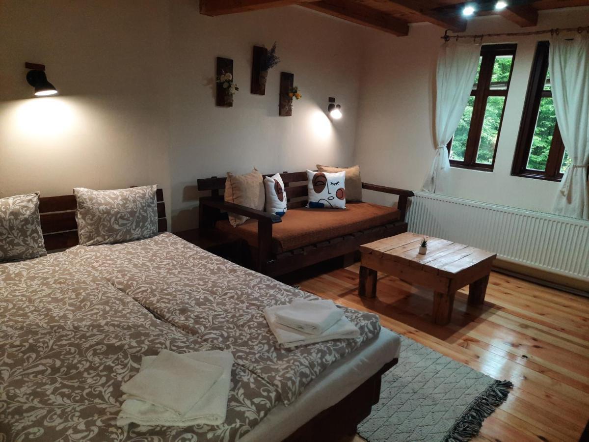 Guest House Kandaferi 2 エレナ エクステリア 写真